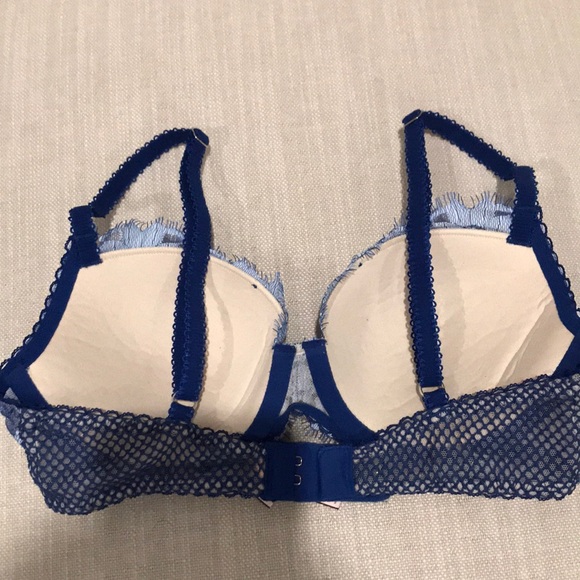 VS Dream Angels Bra - Picture 2 of 3